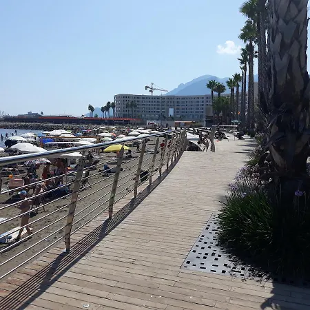 Bed & Breakfast Feel Salerno